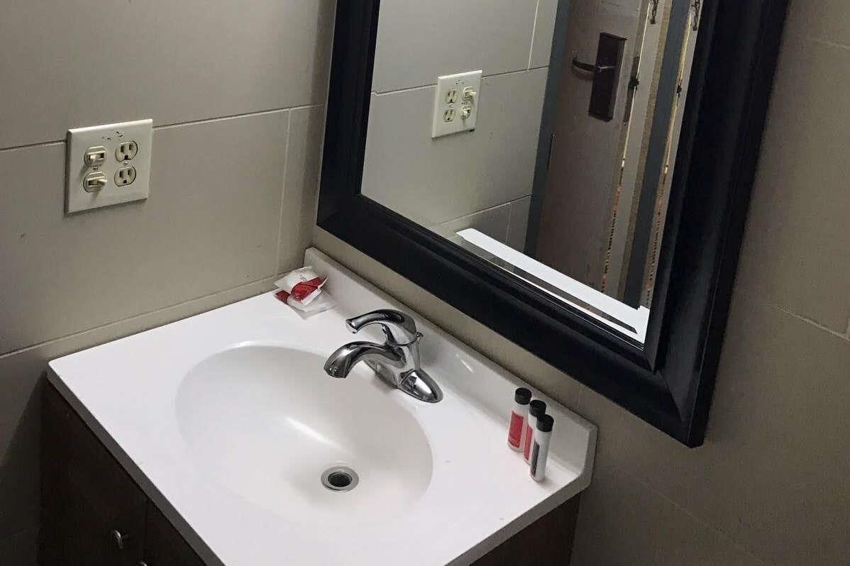 Travelodge By Wyndham Avenel Woodbridge Ngoại thất bức ảnh